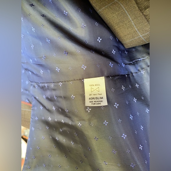 Combatant Gentlemen Brown/Blue Windowpane 3-piece Suit - Picture 3 of 16